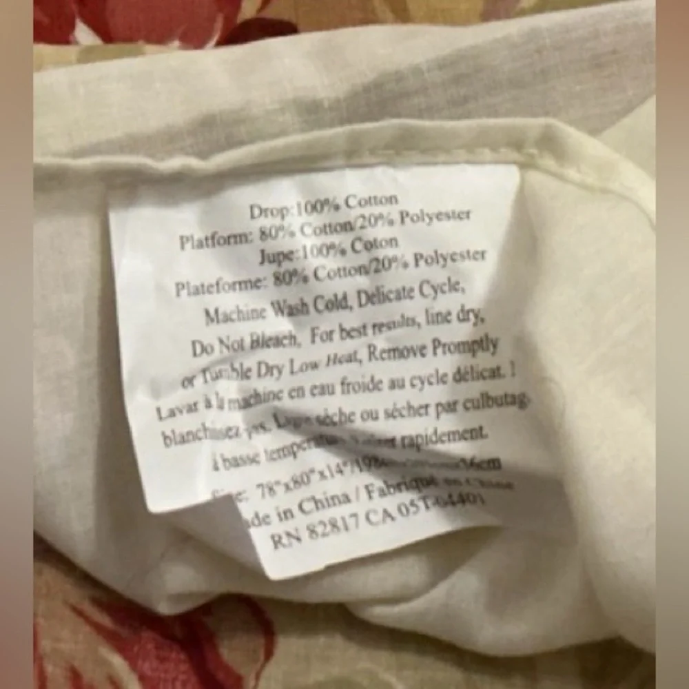 NWOT Waverly Queen Bedskirt